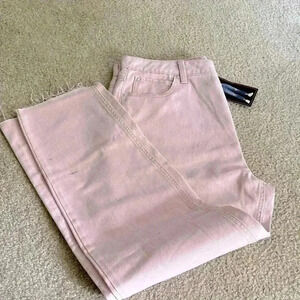 🆕 No Boundaries Pink Super High-Rise Slim Straight Cropped Jeans